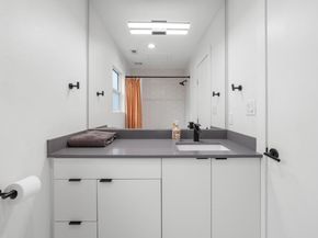 400 E 30th ST 200, Austin TX 78705
