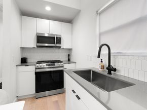 400 E 30th ST 200, Austin TX 78705