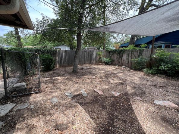 1200 Bentwood RD, Austin TX 78722
