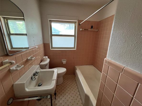 1200 Bentwood RD, Austin TX 78722