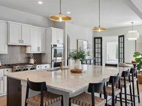 204 Ringtail Stream DR, Lakeway TX 78738