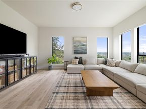 204 Ringtail Stream DR, Lakeway TX 78738