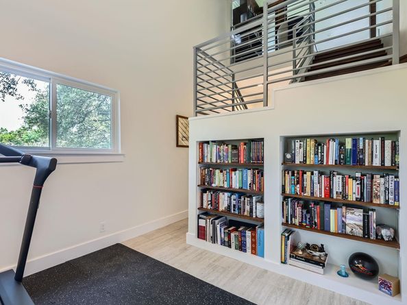 2203 Doral DR, Austin TX 78746