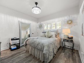 9008 Hobby LN, Jonestown TX 78645