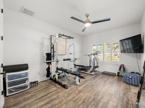 9008 Hobby LN, Jonestown TX 78645