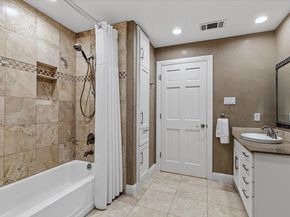 25207 Lake View DR, Spicewood TX 78669