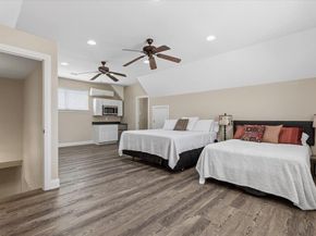25207 Lake View DR, Spicewood TX 78669