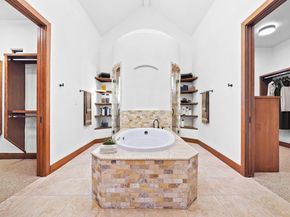 1400 Watercliffe DR, Lago Vista TX 78645