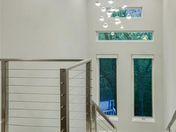 2701 Bartons Bluff LN, Austin TX 78746