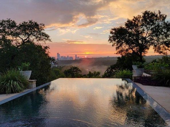 2701 Bartons Bluff LN, Austin TX 78746