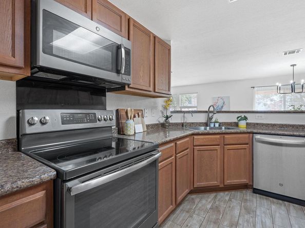 6820 Derby Downs DR, Austin TX 78747