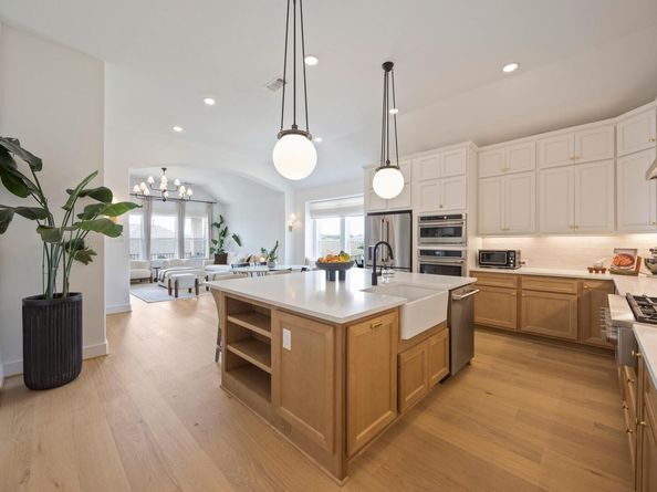 1204 Addison LN, Georgetown TX 78628