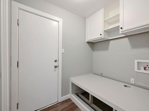 3305 Santa Monica DR, Austin TX 78741