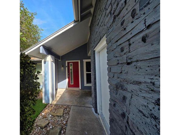 11815 Lochridge DR A, Austin TX 78758