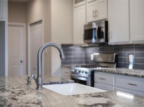 709 S Frontier LN, Cedar Park TX 78613