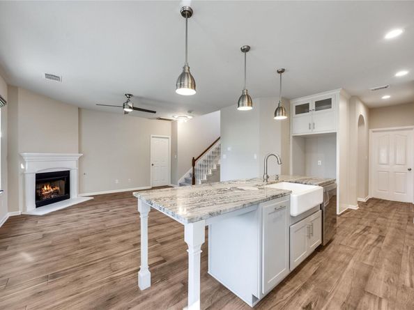 709 S Frontier LN, Cedar Park TX 78613