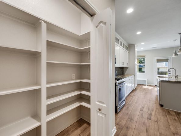 709 S Frontier LN, Cedar Park TX 78613