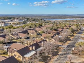33 Oaks PL, Lago Vista TX 78645