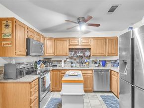 33 Oaks PL, Lago Vista TX 78645