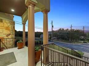 911 Ottawa DR, Austin TX 78733