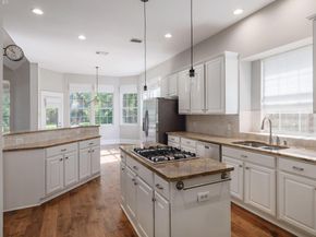 5512 Ballenton LN, Austin TX 78739
