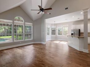 5512 Ballenton LN, Austin TX 78739