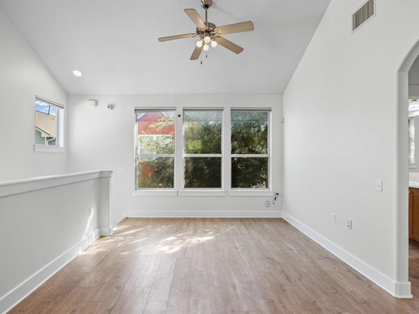 1601 Miriam Ave 315, Austin TX 78702
