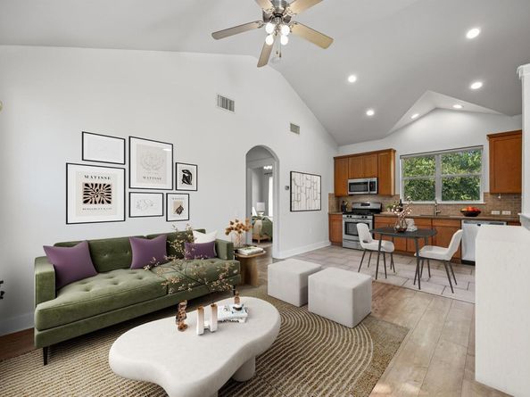 1601 Miriam Ave 315, Austin TX 78702