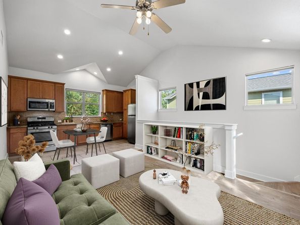 1601 Miriam Ave 315, Austin TX 78702