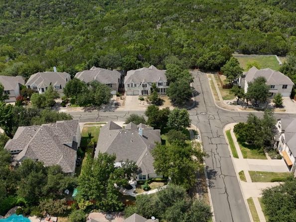 8233 Phantom Canyon DR, Austin TX 78726
