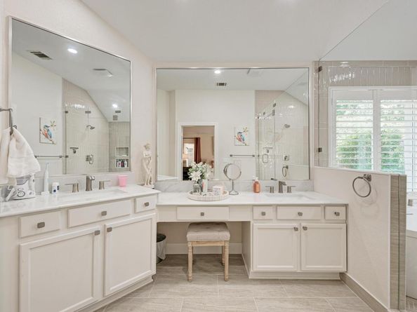 8233 Phantom Canyon DR, Austin TX 78726