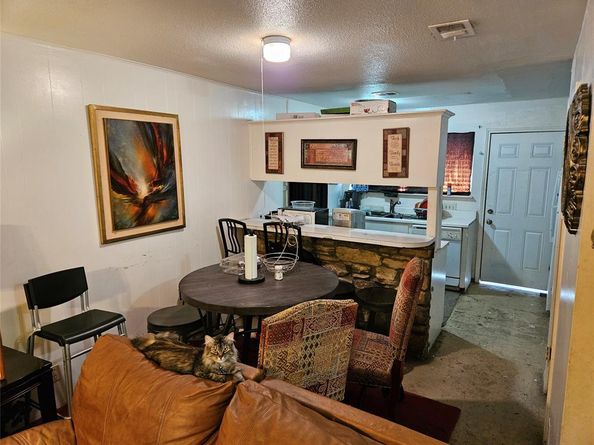 1909 Hearthside DR, Austin TX 78757