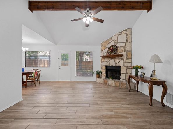 5406 Fence ROW, Austin TX 78744