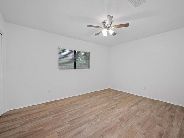 5406 Fence ROW, Austin TX 78744
