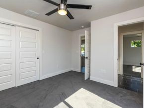 1182 Ridgeway DR A, Austin TX 78702