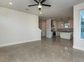 1182 Ridgeway DR A, Austin TX 78702