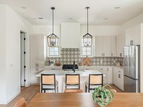 3500 Pecan Springs RD 5, Austin TX 78723