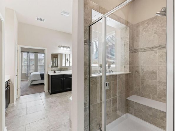 216 Marys Creek LN, Liberty Hill TX 78642