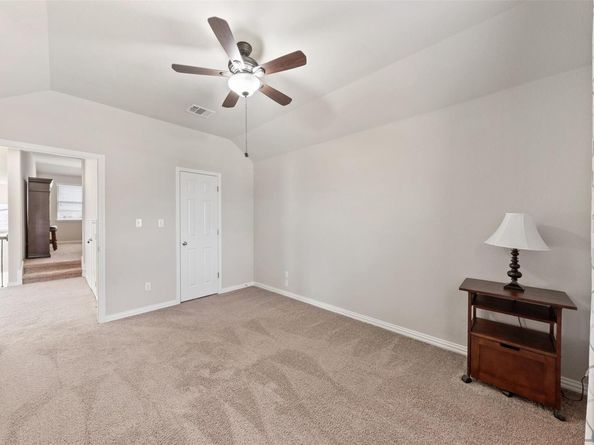 216 Marys Creek LN, Liberty Hill TX 78642