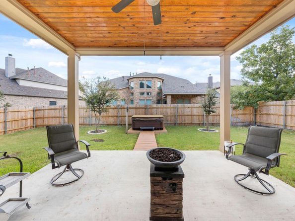 216 Marys Creek LN, Liberty Hill TX 78642