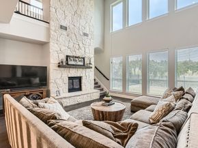921 Morning Moon CIR, Austin TX 78732