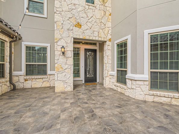 921 Morning Moon CIR, Austin TX 78732