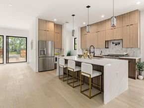 2300 Bluebonnet LN, Austin TX 78704