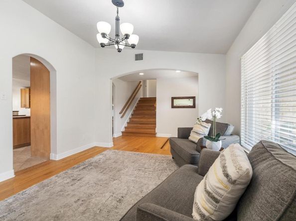 7504 Valley Dale DR, Austin TX 78731