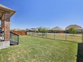 204 Miracle Rose WAY, Liberty Hill TX 78642