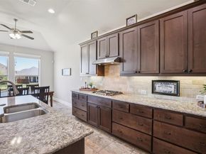 204 Miracle Rose WAY, Liberty Hill TX 78642