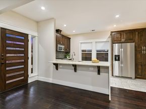 1613 Willow ST, Austin TX 78702