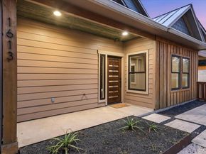 1613 Willow ST, Austin TX 78702