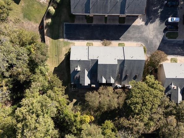 10819 Crown Colony DR 40, Austin TX 78747