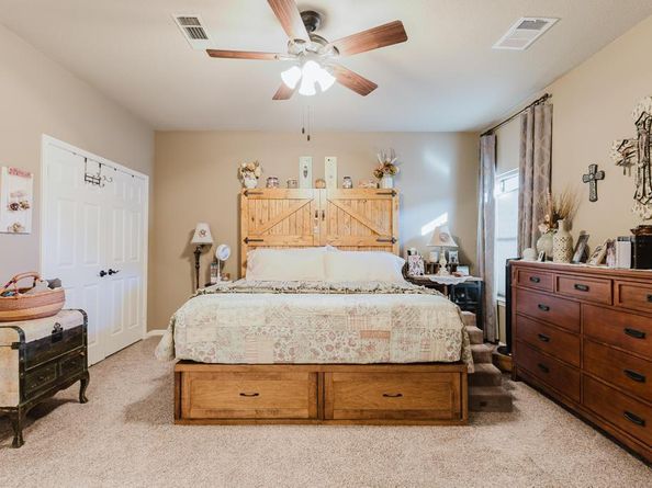 10819 Crown Colony DR 40, Austin TX 78747